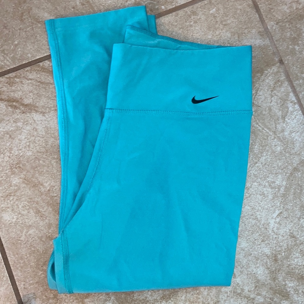 Teal capri nike leggings